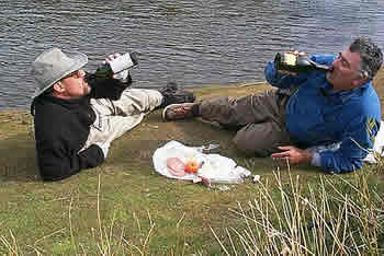 Almoço à beira do Malleo